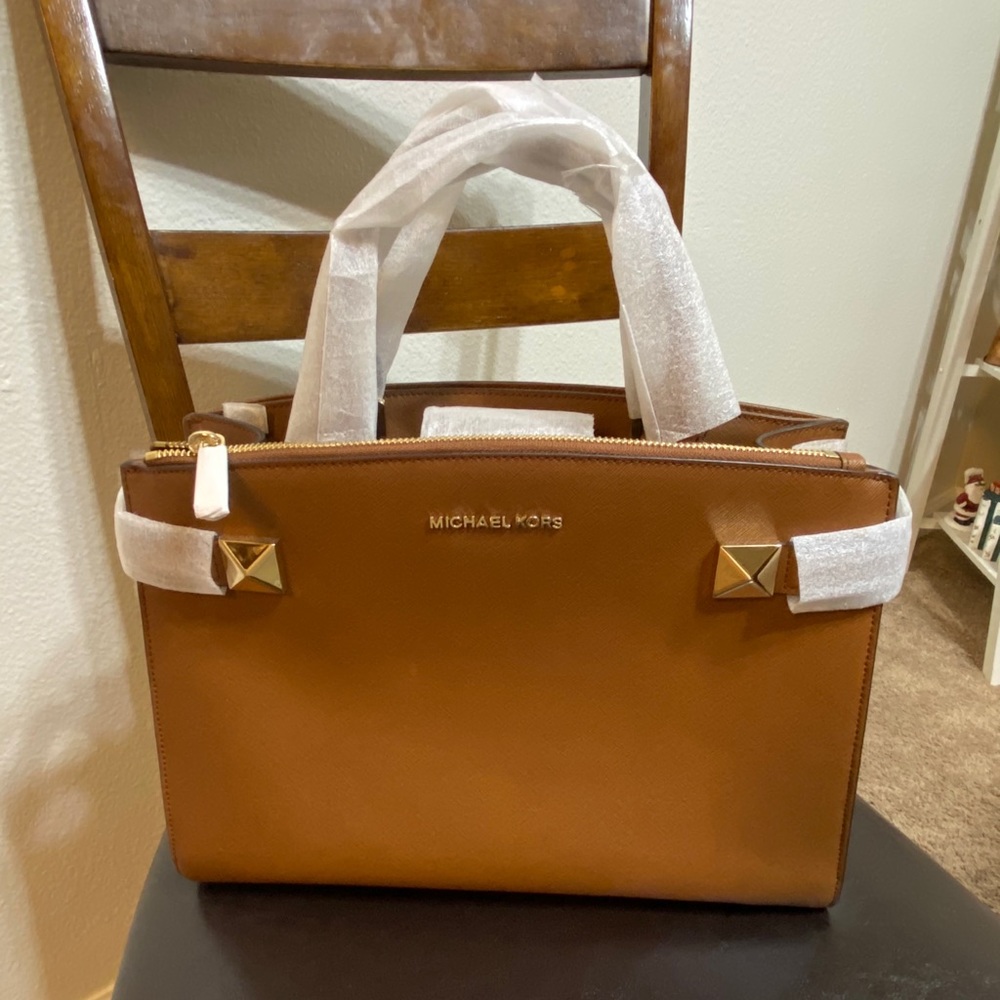 Michael Kors Karla satchel